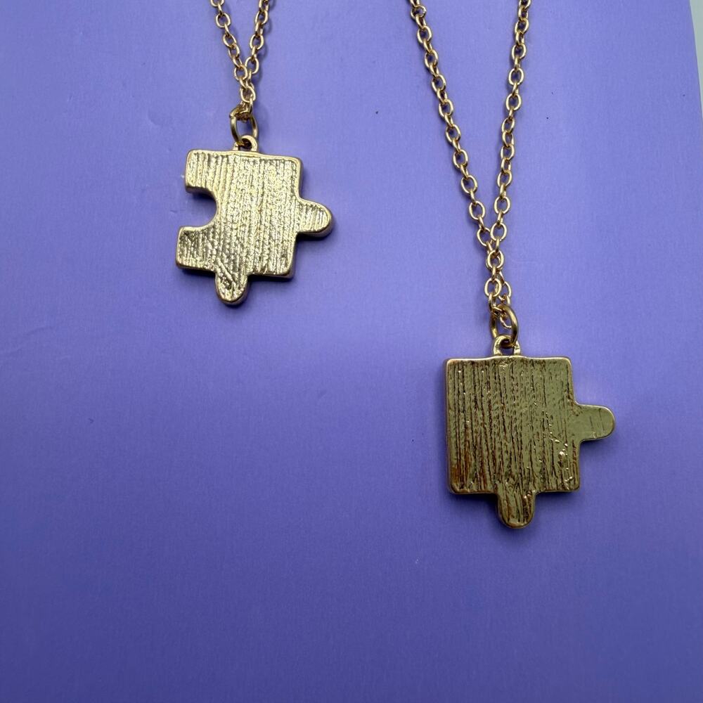 3/$25 - Claire's Puzzle Piece Best Friend Necklaces Set - Picture 4 of 4